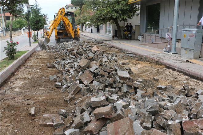 Kıbrıs Caddesinde Yol Yapım Çalışmalarında Start Verildi