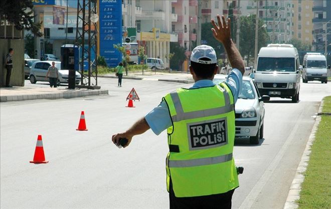 Trafik Kurallarına Uymayanlara 25 Bin Lira Ceza Kesildi