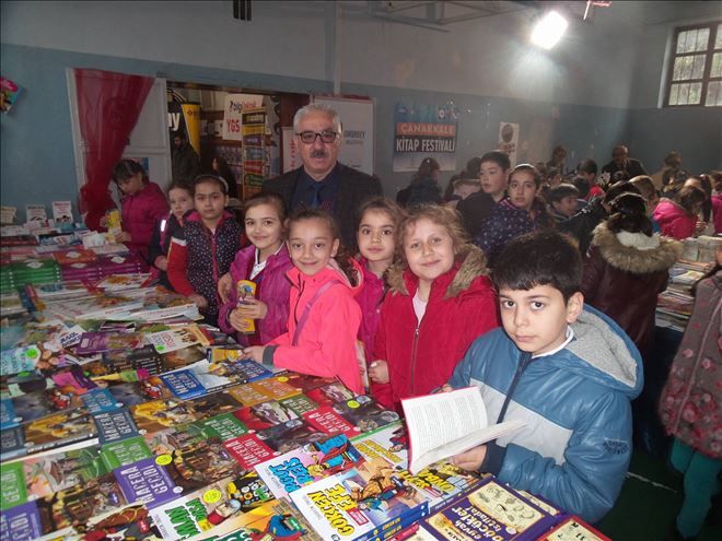 Atatürk İlkokulu 4´leri Kitap Festivalinde