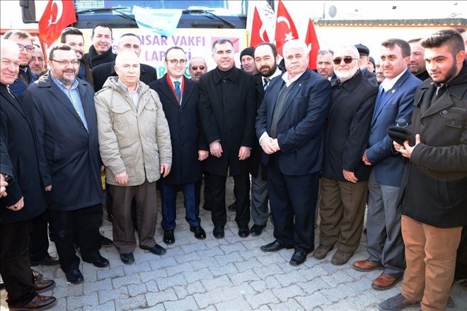 Lapseki´den Bir Tır Yardım