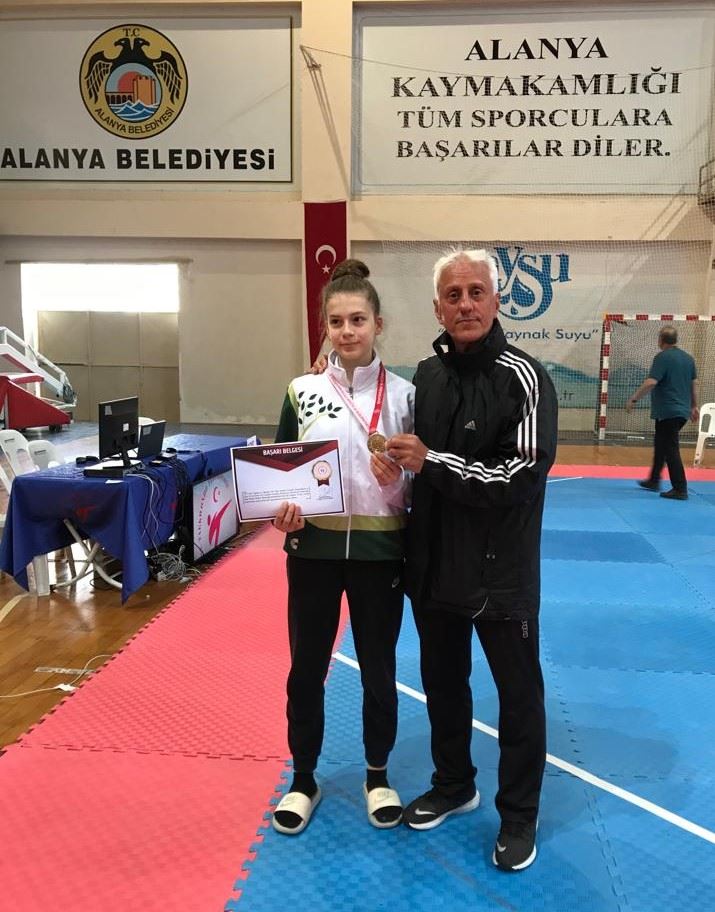 Dinç Türkiye Şampiyonu