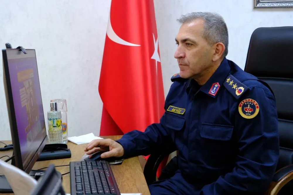 JANDARMADA BAYRAK DEĞİŞİMİ