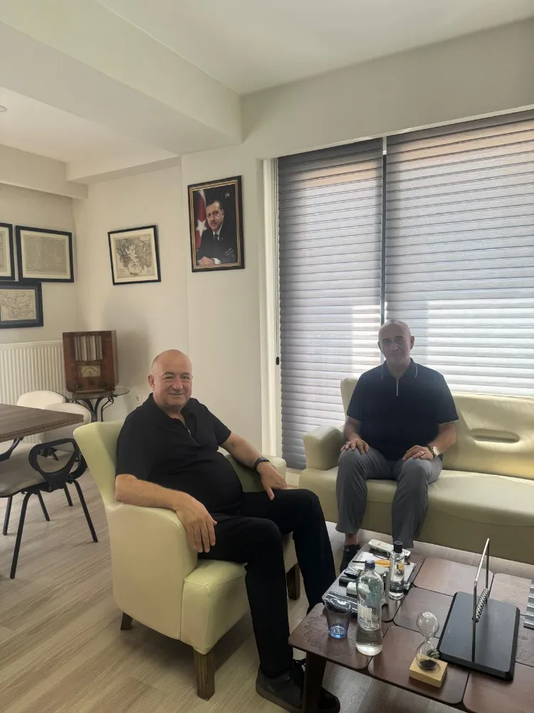 YENİ MÜDÜRDEN GİDER