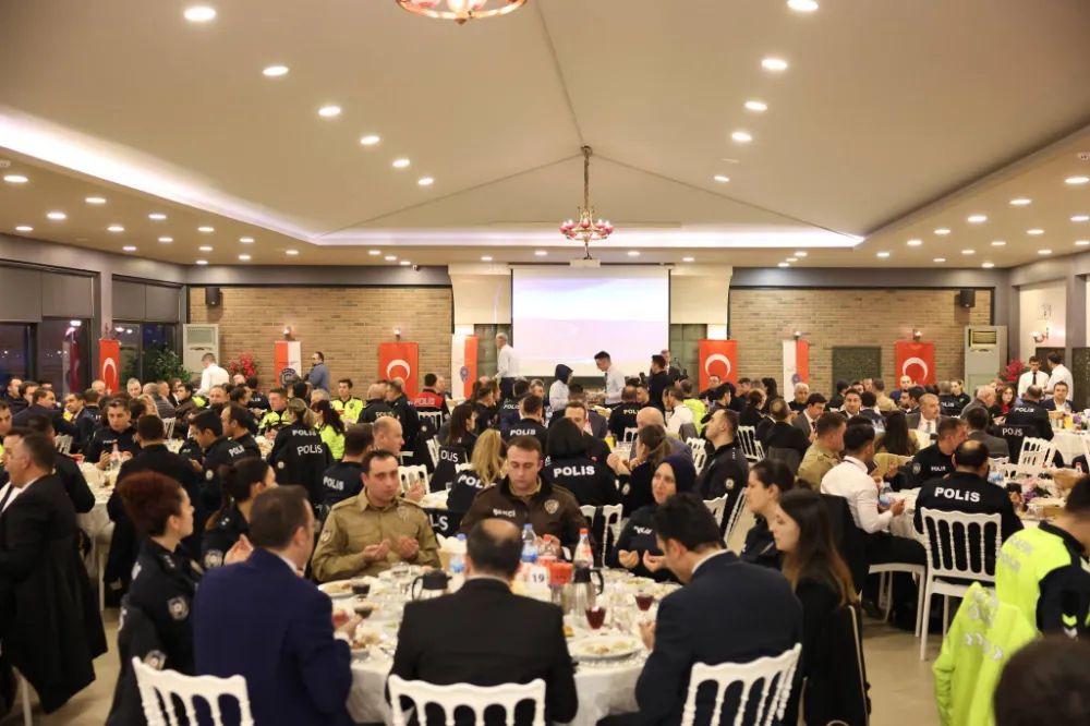 VALİ TORAMAN, EMNİYET TEŞKİLATI İLE İFTAR SOFRASINDA BULUŞTU