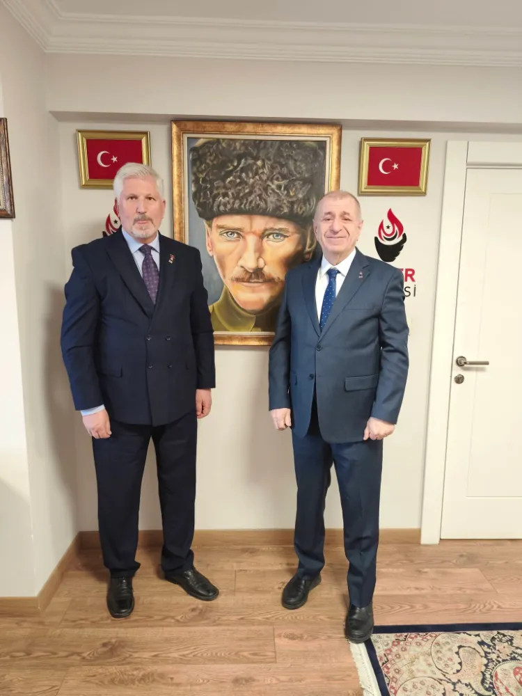 USLU ZAFER PARTİSİ SAFLARINA KATILDI