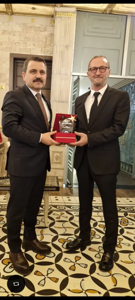 MEDYA MESLEK ONUR ÖDÜLLERİ SAHİPLERİNİ BULDU